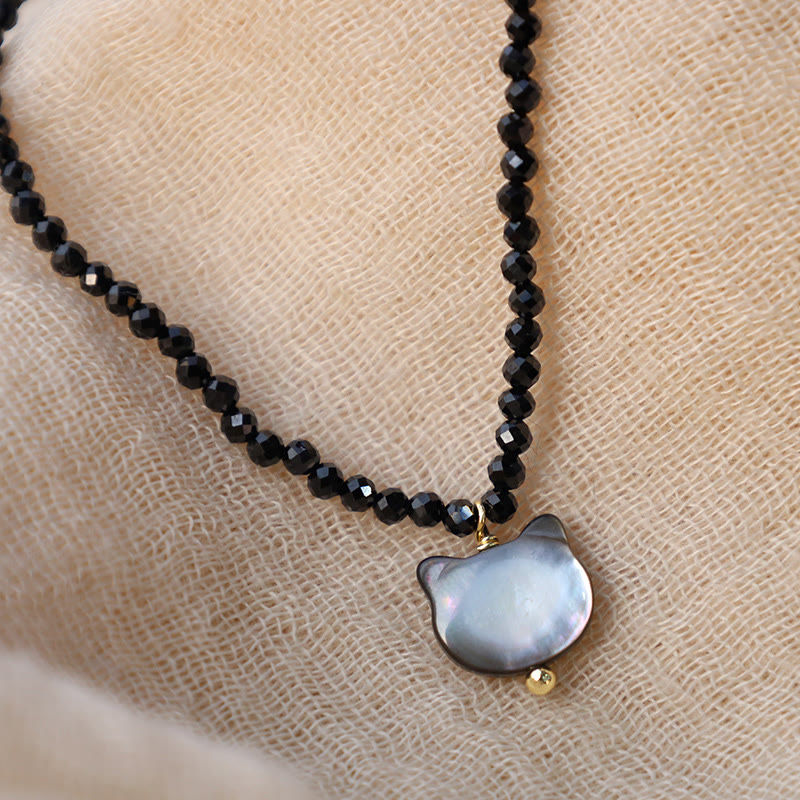 Collier ras du cou motif chat spinelle noir 38 cm