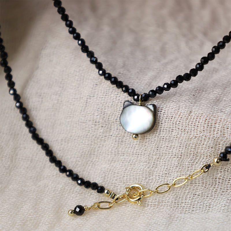 Collier ras du cou motif chat spinelle noir 38 cm