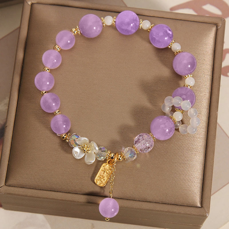 Bracelet de guérison en cristal d'améthyste bleu pour la sérénité et la clarté