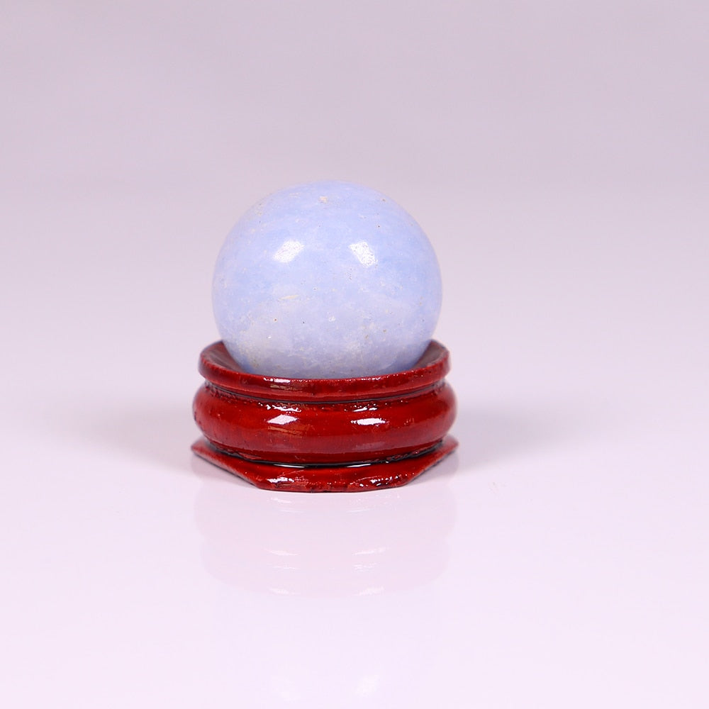 Sphère de guérison en cyanite bleue pour le chakra de la gorge