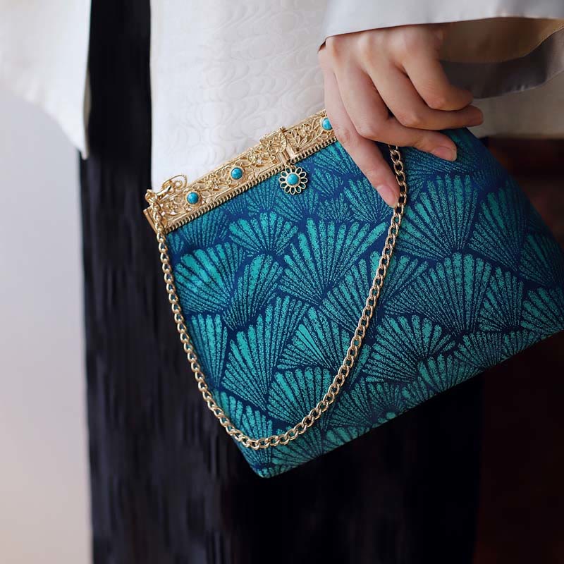 Sac bandoulière à chaîne en métal Blue Lines | Accessoire spirituel