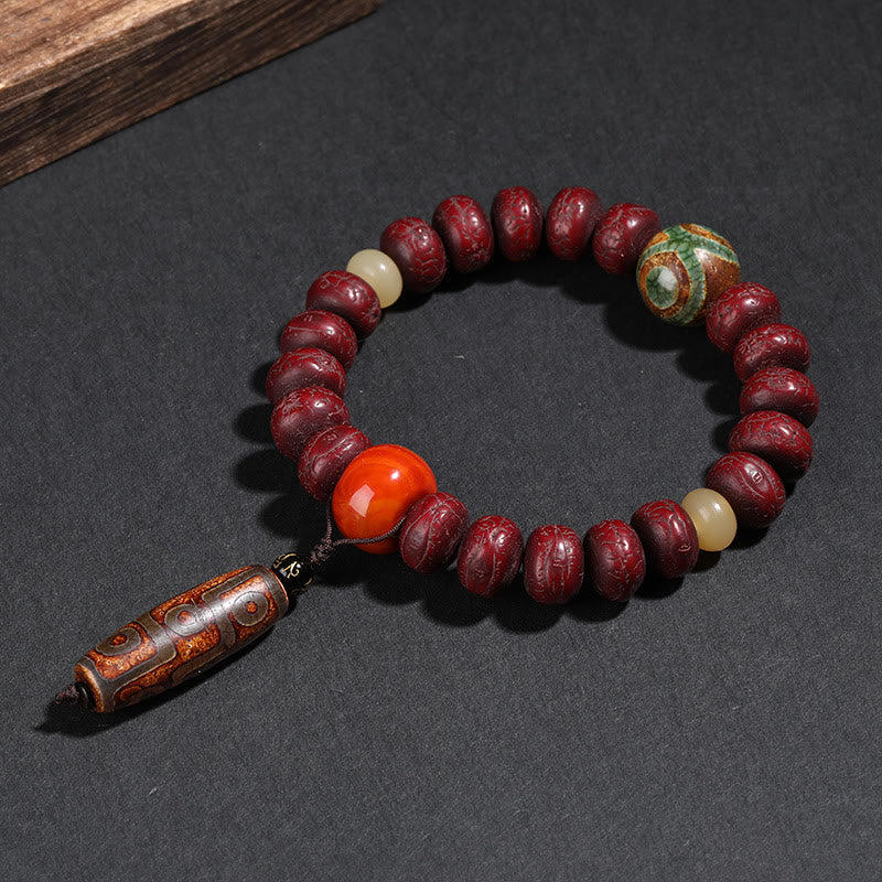 Bracelet spirituel Bodhi Seed avec perles Dzi et breloque lion dansant
