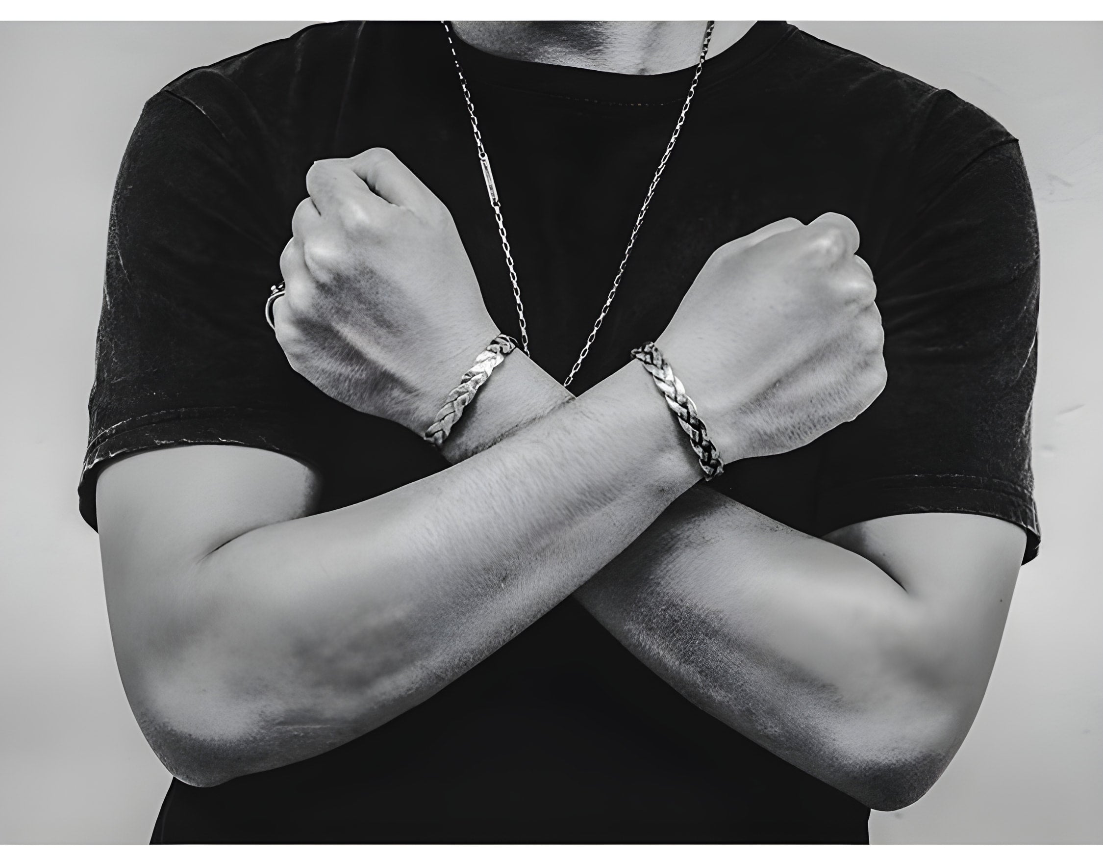 Bracelet en cuir tressé avec breloque œil de tigre