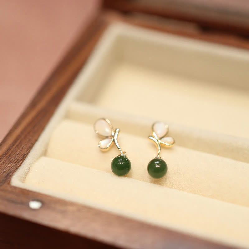 Ensemble de bijoux calmes en jade cyan et papillon tridacna