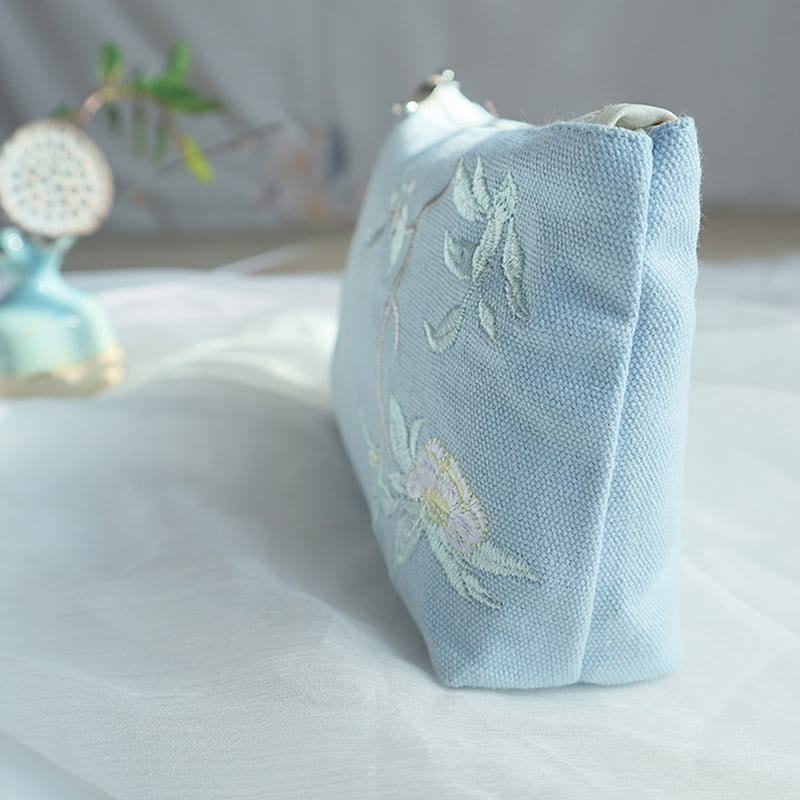 Portefeuille en toile avec broderie grue prune cerise | Compact 21 x 13 cm