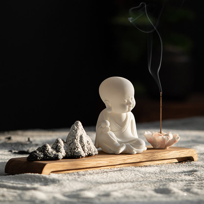 Brûleur d'encens Bouddha en céramique avec motifs de lotus et de méditation