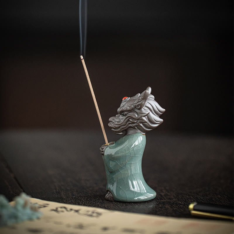 Brûleur d'encens en céramique en forme de dragon avec base en lotus et symbole Fu