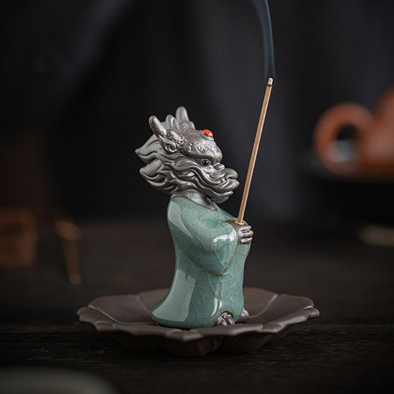 Brûleur d'encens en céramique en forme de dragon avec base en lotus et symbole Fu