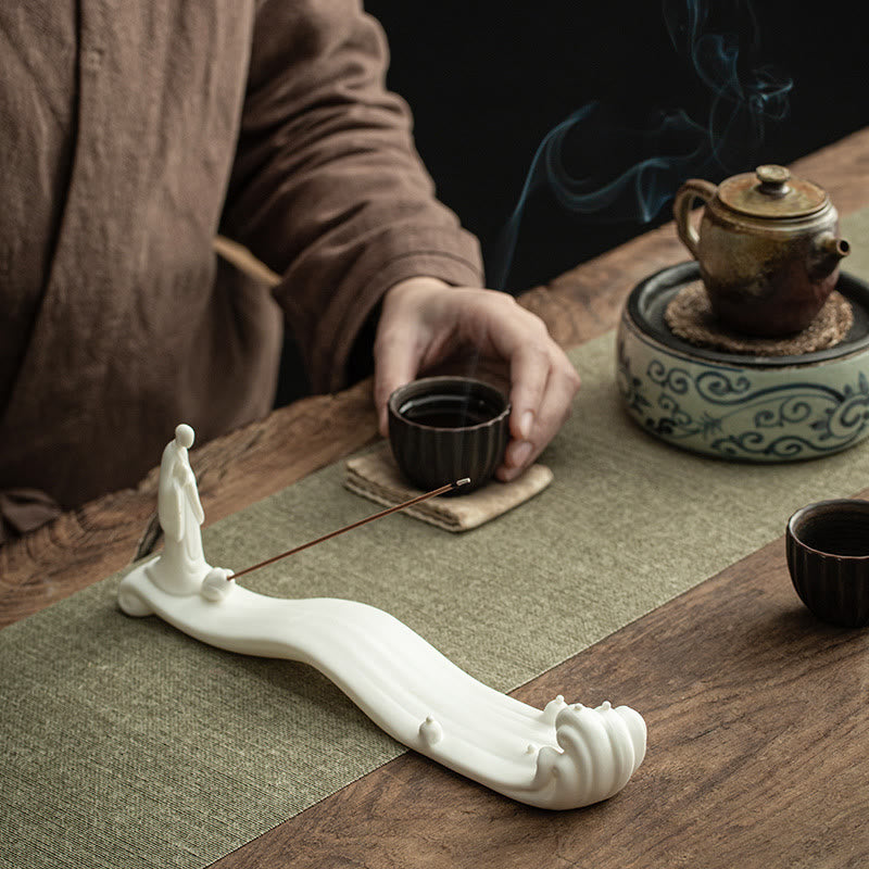 Brûle-encens en céramique avec Bouddha moine | 26-32 cm, décoration artisanale