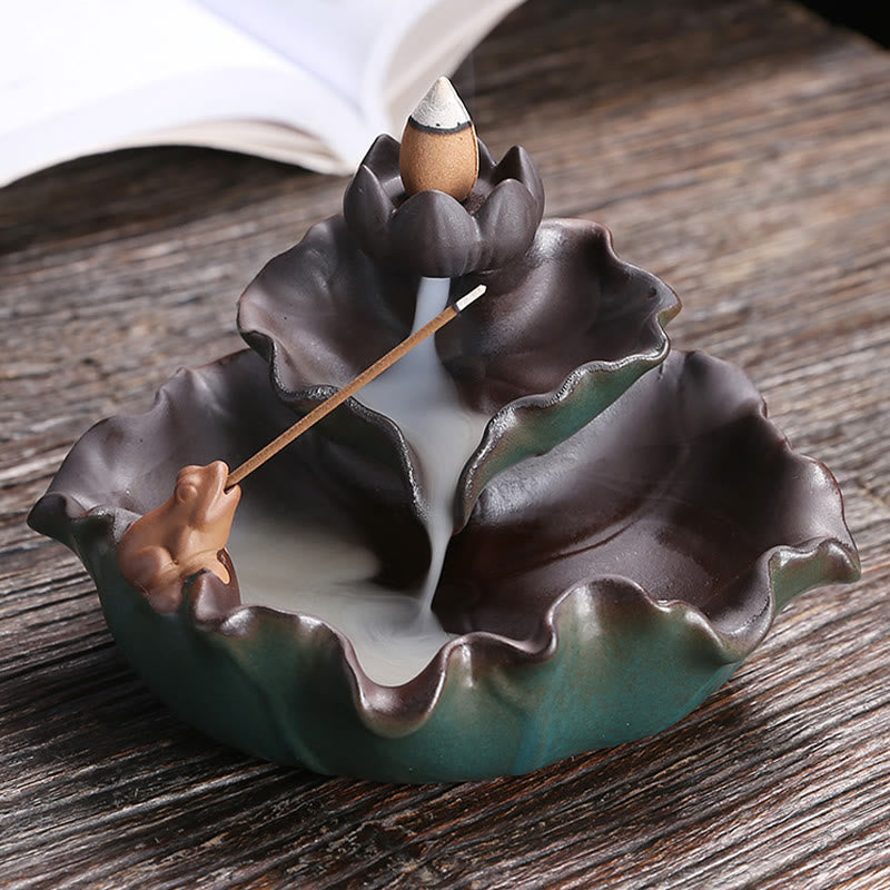 Brûleur d'encens en céramique, motif fleur de lotus, grenouille et papillon