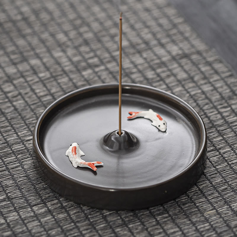 Brûleur d'encens en céramique en forme de poisson koï pour la méditation de guérison spirituelle