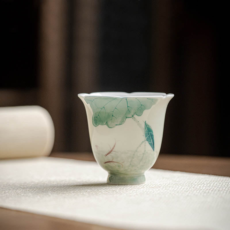 Tasse à thé en céramique motif carpe koï 65 ml, motif feuille de lotus