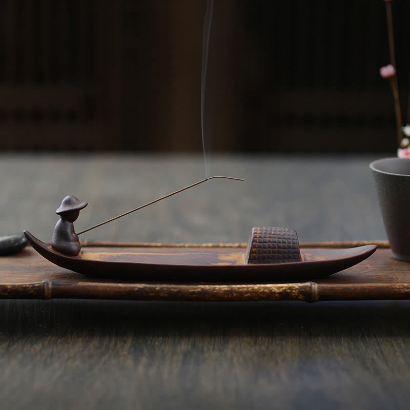 Brûle-encens de méditation en céramique | Motif pêcheur solitaire