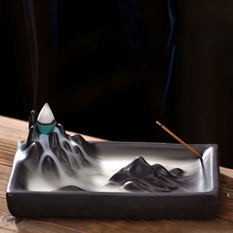 Brûleur d'encens à refoulement d'eau en céramique Mountains