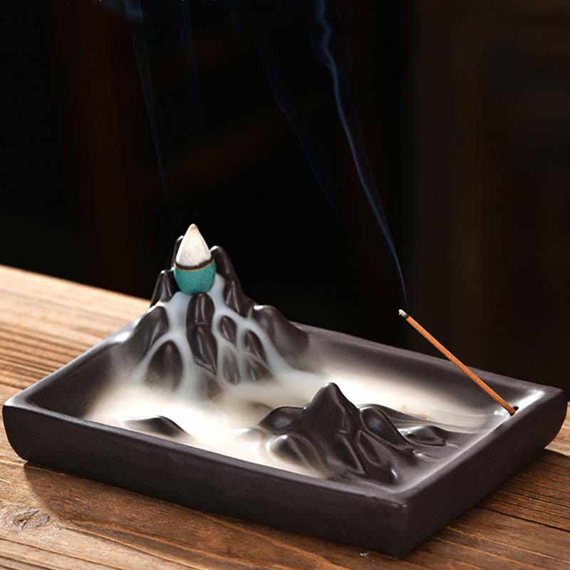 Brûleur d'encens à refoulement d'eau en céramique Mountains