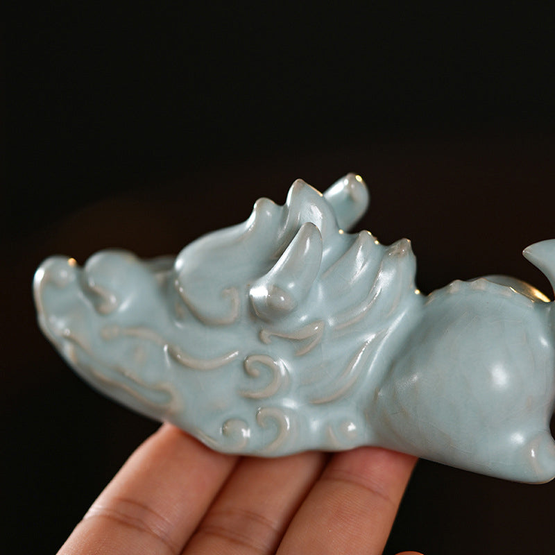 Figurine porte-bonheur en céramique Année du Dragon 10,2 cm Décor