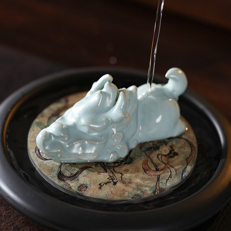Figurine porte-bonheur en céramique Année du Dragon 10,2 cm Décor