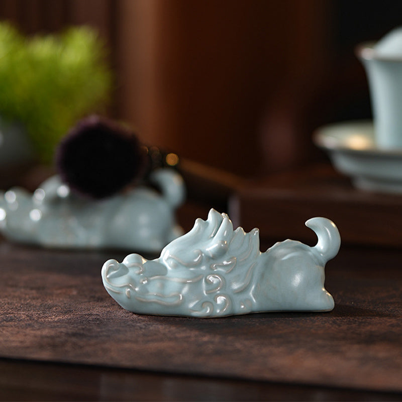 Figurine porte-bonheur en céramique Année du Dragon 10,2 cm Décor