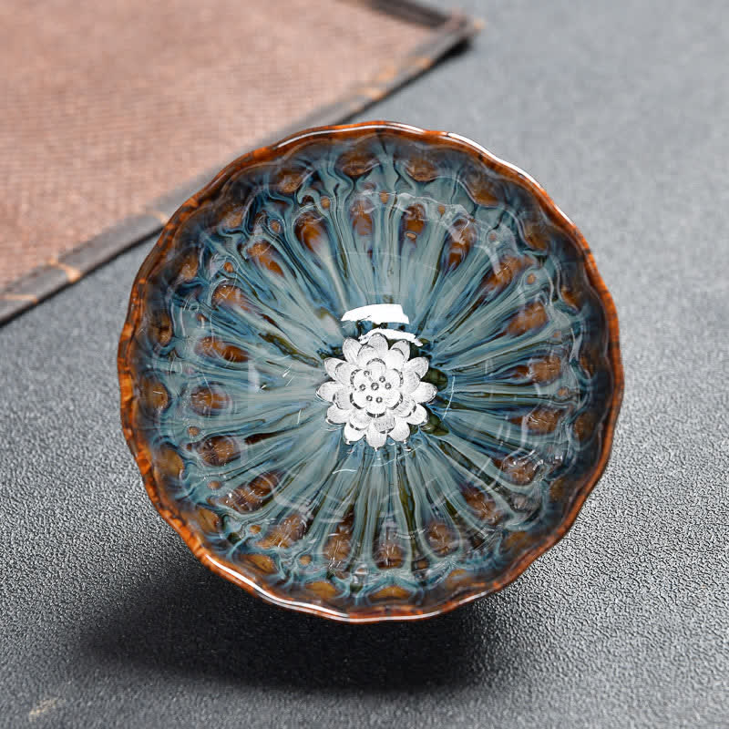 Tasse à thé zen en céramique 120 ml | Symbolisme du lotus, du paon et du dragon