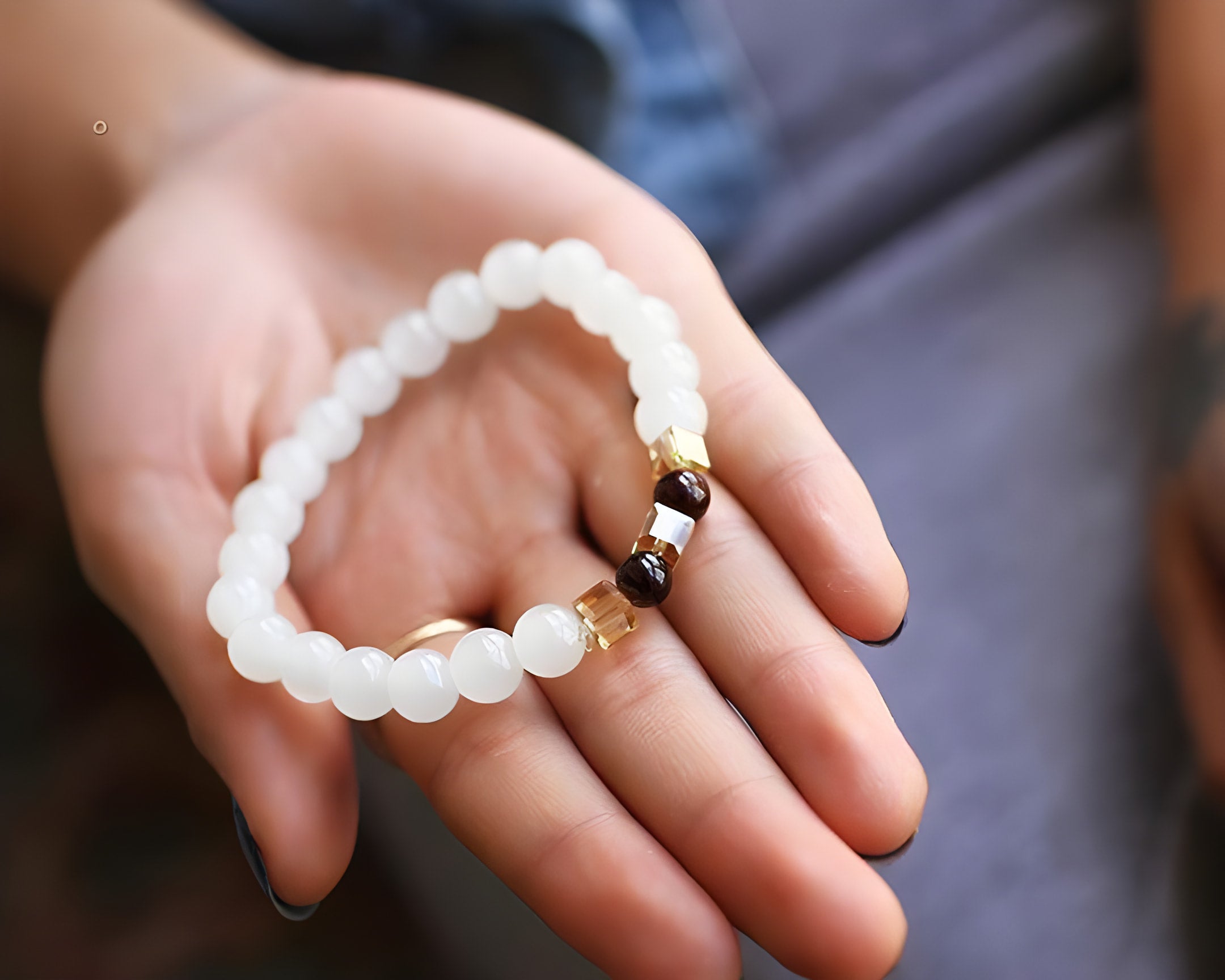Bracelet en pierre de calcédoine pour le calme et la confiance