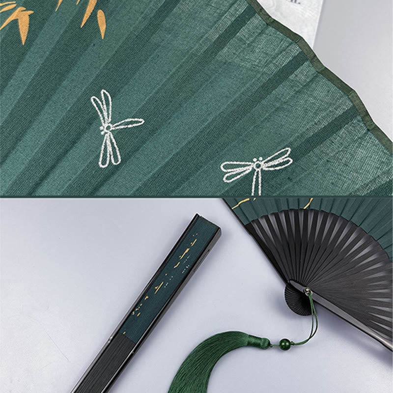 Éventail chinois pliable à motifs de bambou et de carpes koï