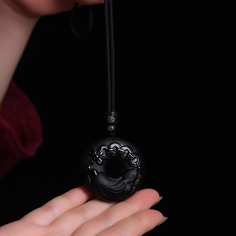Collier pendentif force en obsidienne noire du zodiaque chinois