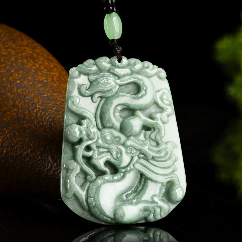 Collier pendentif de protection en jade dragon du zodiaque chinois