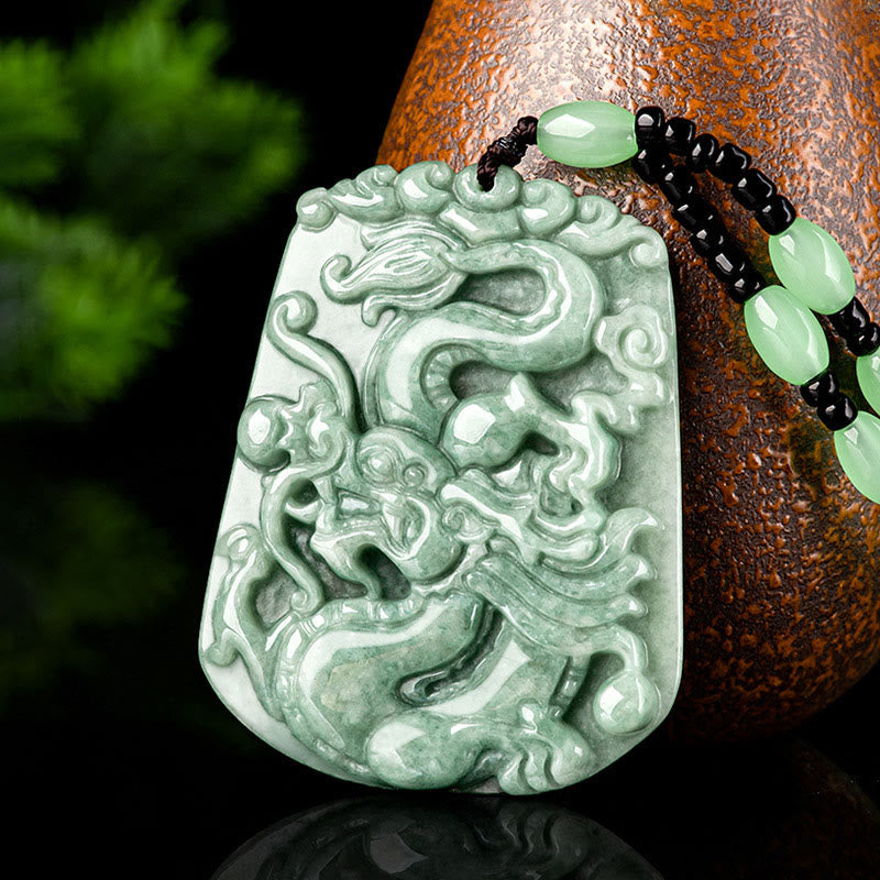 Collier pendentif de protection en jade dragon du zodiaque chinois