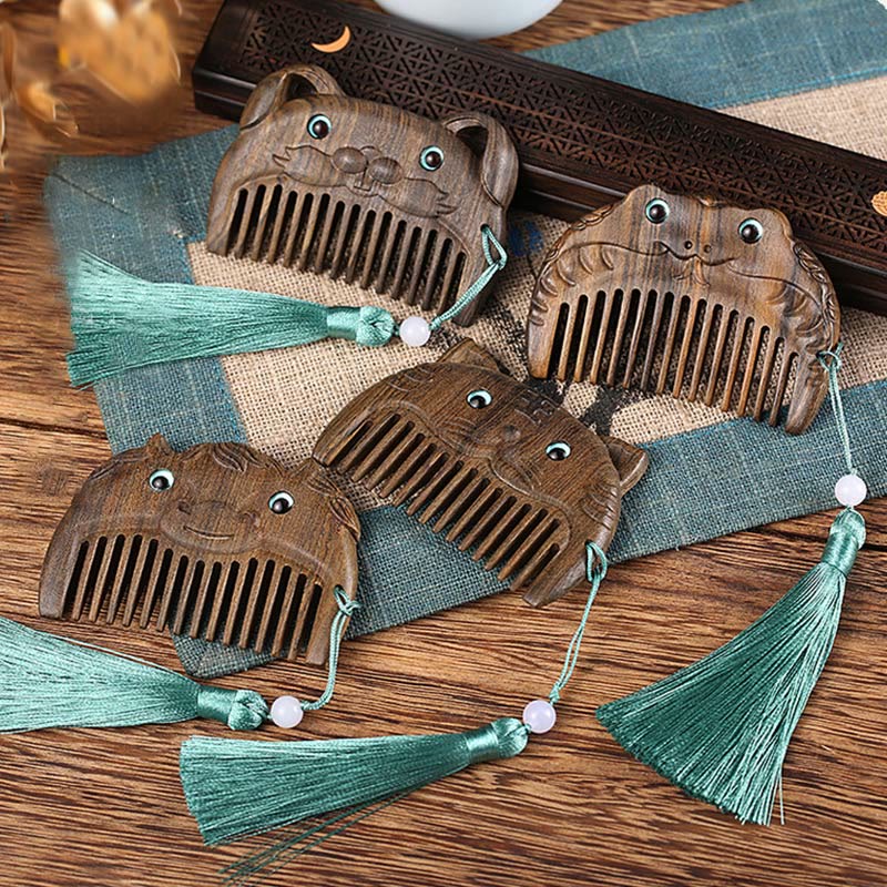 Mini peigne de paix en bois de santal vert du zodiaque chinois
