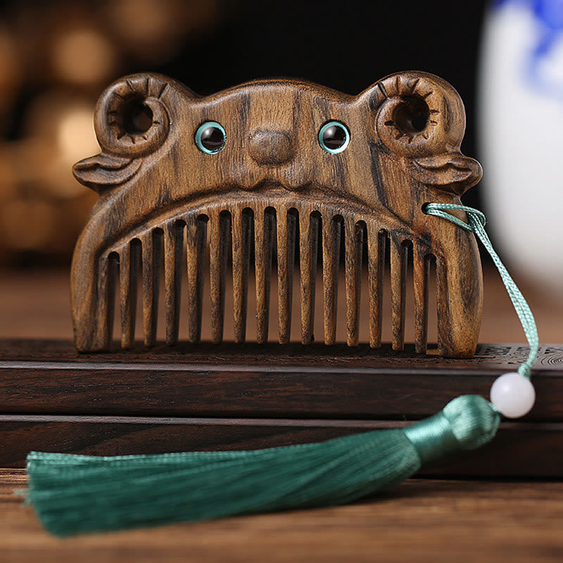 Mini peigne de paix en bois de santal vert du zodiaque chinois