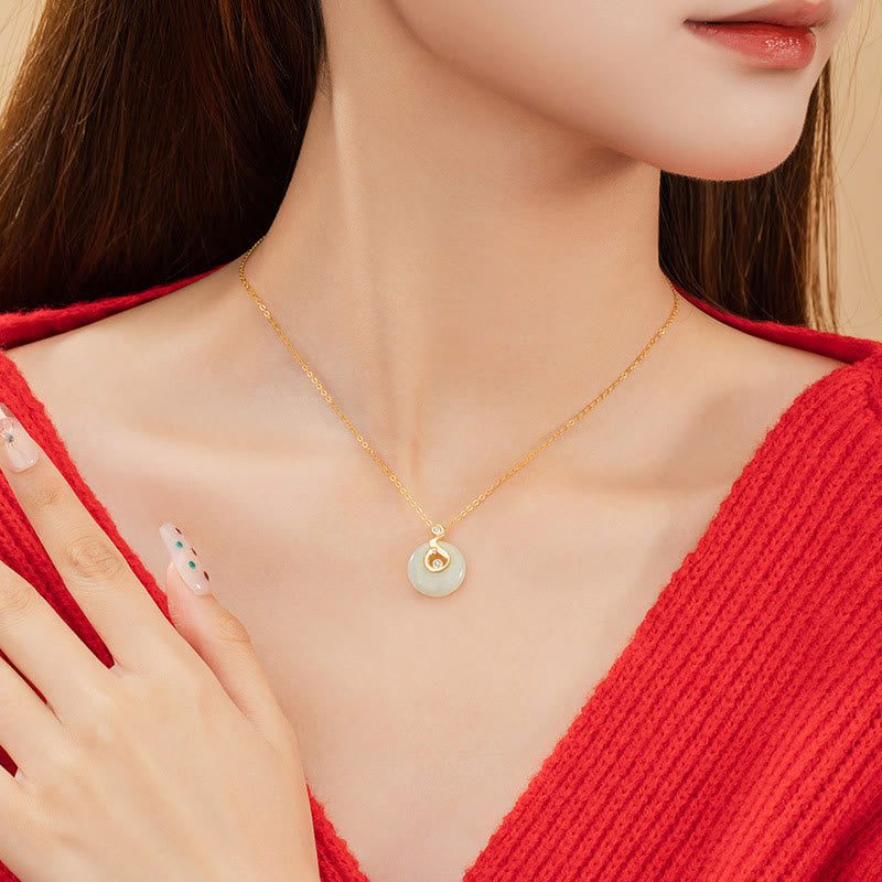 Collier pendentif en jade Hetian du zodiaque chinois