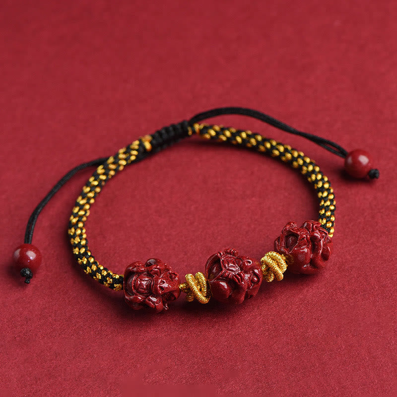 Bracelet en fil rouge du zodiaque chinois Cinabre pour la chance et la protection