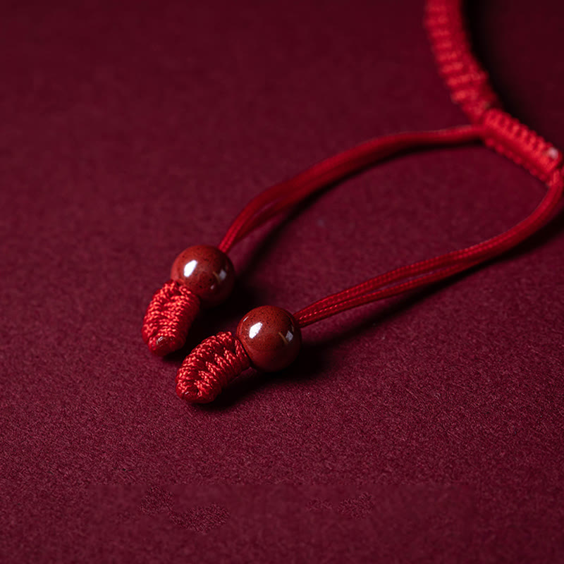 Bracelet tressé en fil rouge de 14 à 20 cm avec personnage Cinnabar Fu