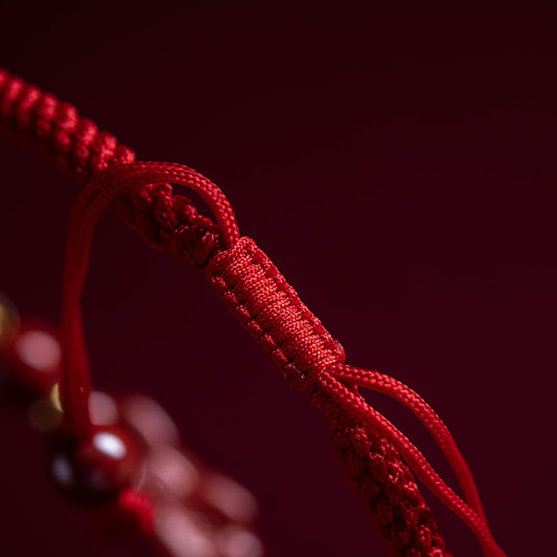 Bracelet tressé en fil rouge de 14 à 20 cm avec personnage Cinnabar Fu