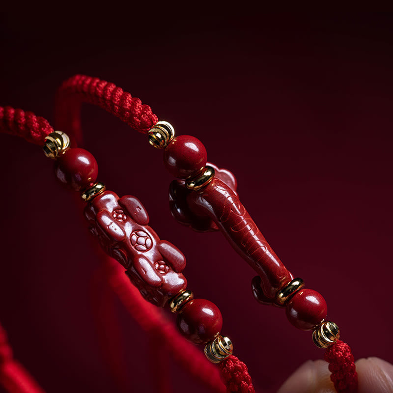 Bracelet tressé en fil rouge de 14 à 20 cm avec personnage Cinnabar Fu