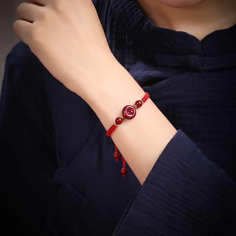 Bracelet de paix en cinabre avec cordon rouge pour la protection et les bénédictions