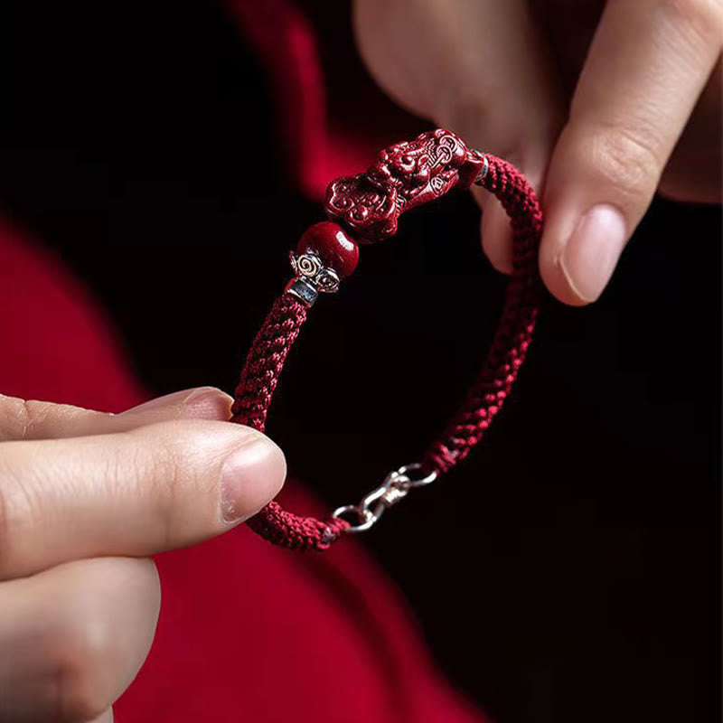 Bracelet tressé Pixiu en cinabre pour la richesse et la chance | Fabriqué à la main