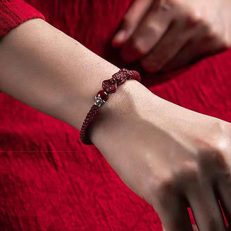 Bracelet tressé Pixiu en cinabre pour la richesse et la chance | Fabriqué à la main