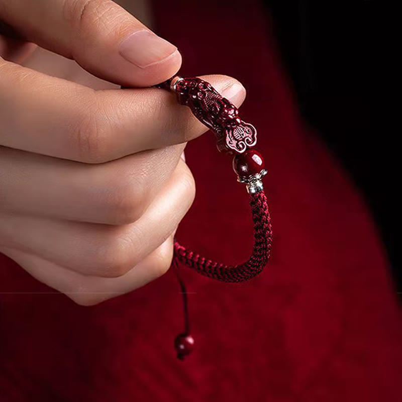 Bracelet tressé Pixiu en cinabre pour la richesse et la chance | Fabriqué à la main