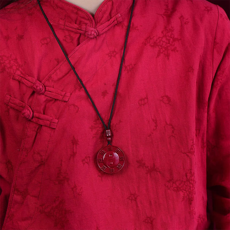 Collier de bénédiction Cinabre Yin Yang Bagua pour le calme et l'équilibre