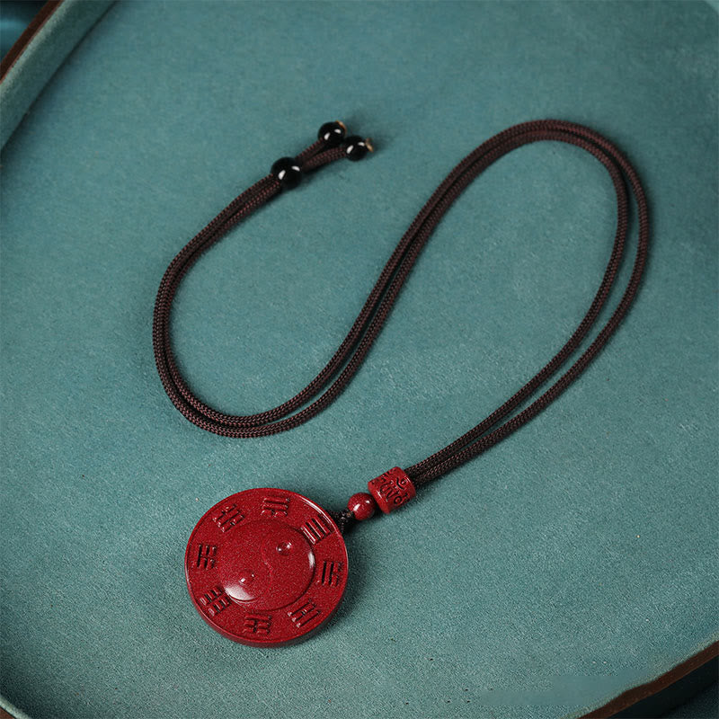 Collier de bénédiction Cinabre Yin Yang Bagua pour le calme et l'équilibre