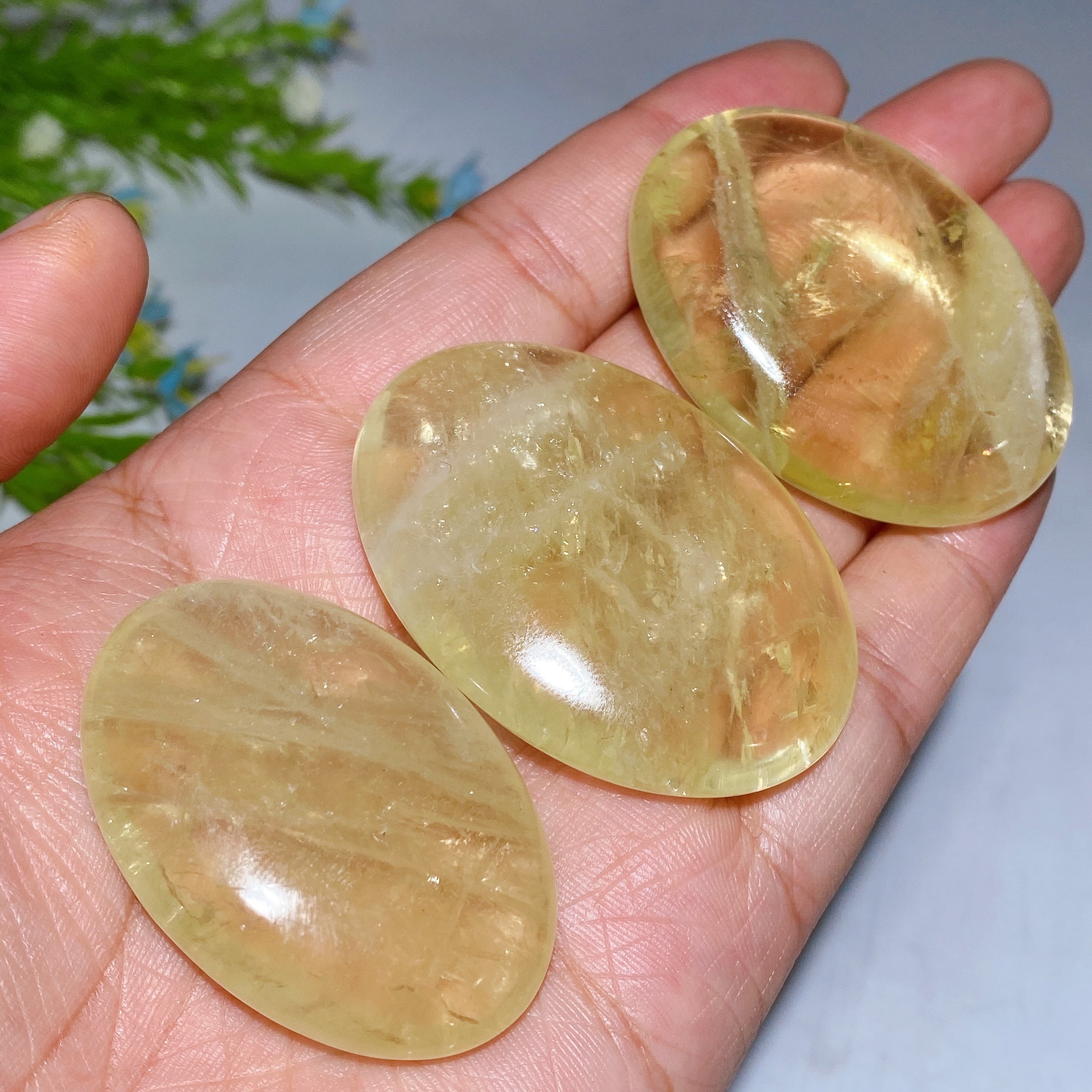 Citrine Palm Crystal Stone 1.8-2.0 Inch for Healing