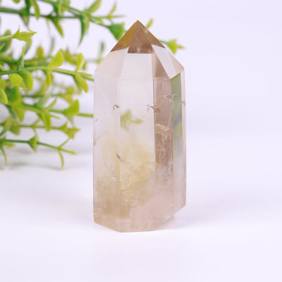 Tour de cristal de citrine pour la prospérité et l'abondance