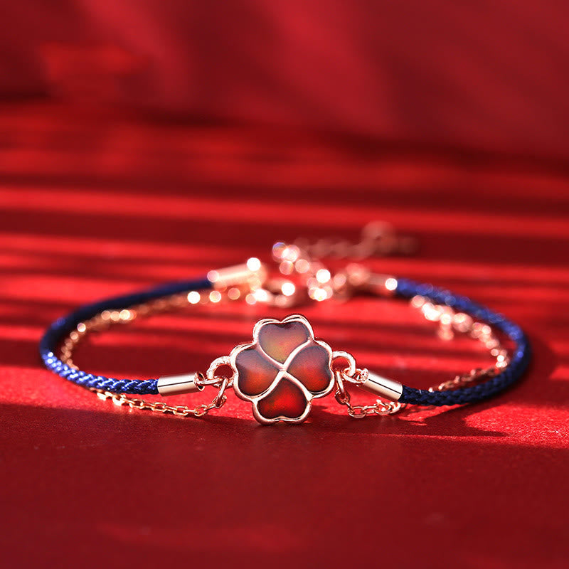 Bracelet porte-bonheur en argent 925 avec fil rouge et trèfle à quatre feuilles changeant de couleur