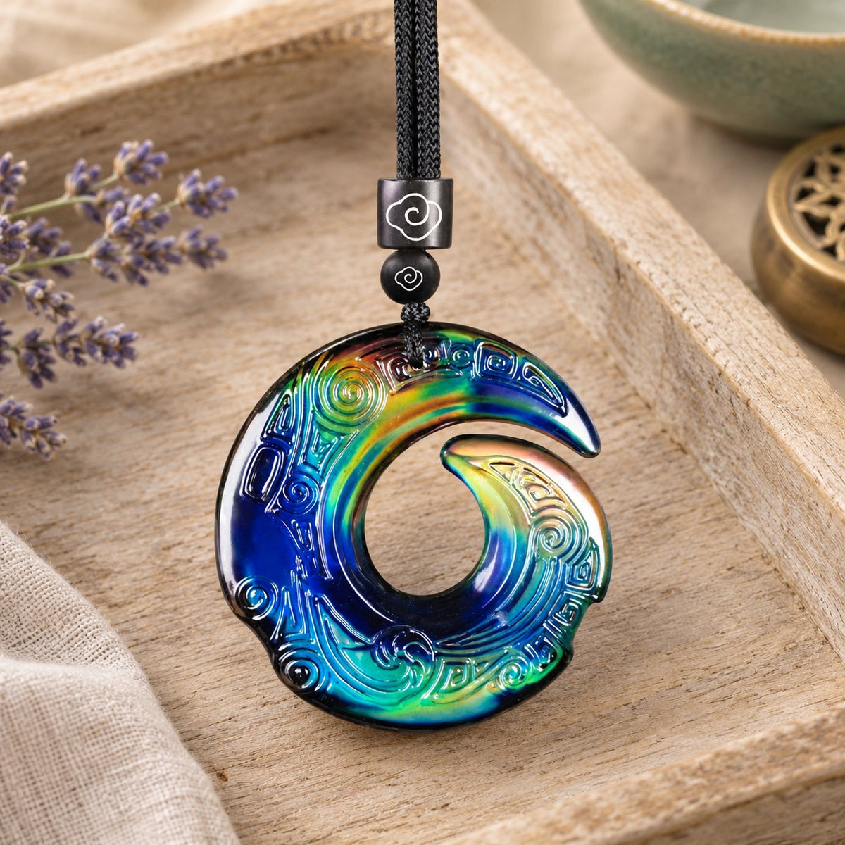 Color-Changing Liuli Crystal Necklace, cloud-rope pendant