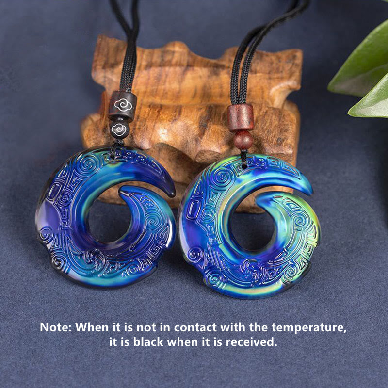 Collier en cristal Liuli changeant de couleur | Symbole de chance et de paix