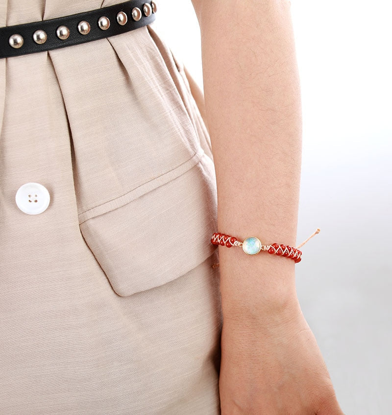 Bracelet de protection en pierres précieuses colorées de Bohème