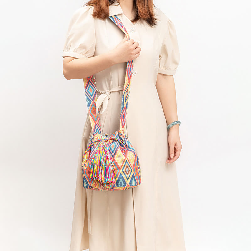 Sac seau en toile colorée avec imprimé géométrique et fleurs