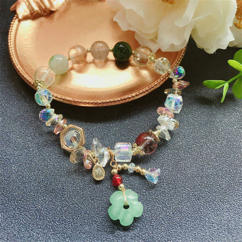 Bracelet porte-bonheur en aventurine verte colorée | Perles de fleurs en pierres précieuses