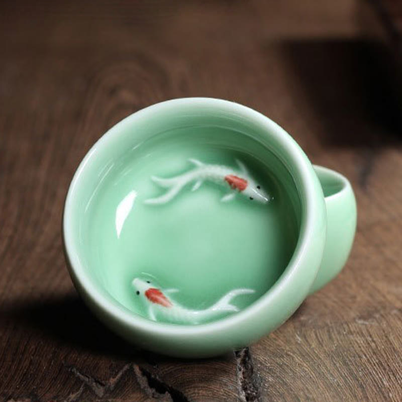 Tasse à thé en céramique motif carpes koï colorées 60 ml | Décor Zen